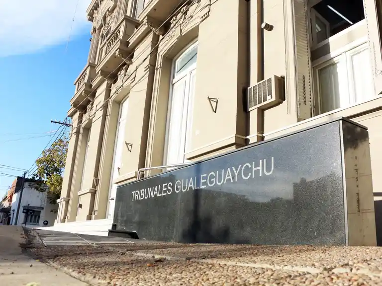 Tras un juicio por jurados, condenaron a 13 años de prisión al hombre que abuso de su hijastra con discapacidad