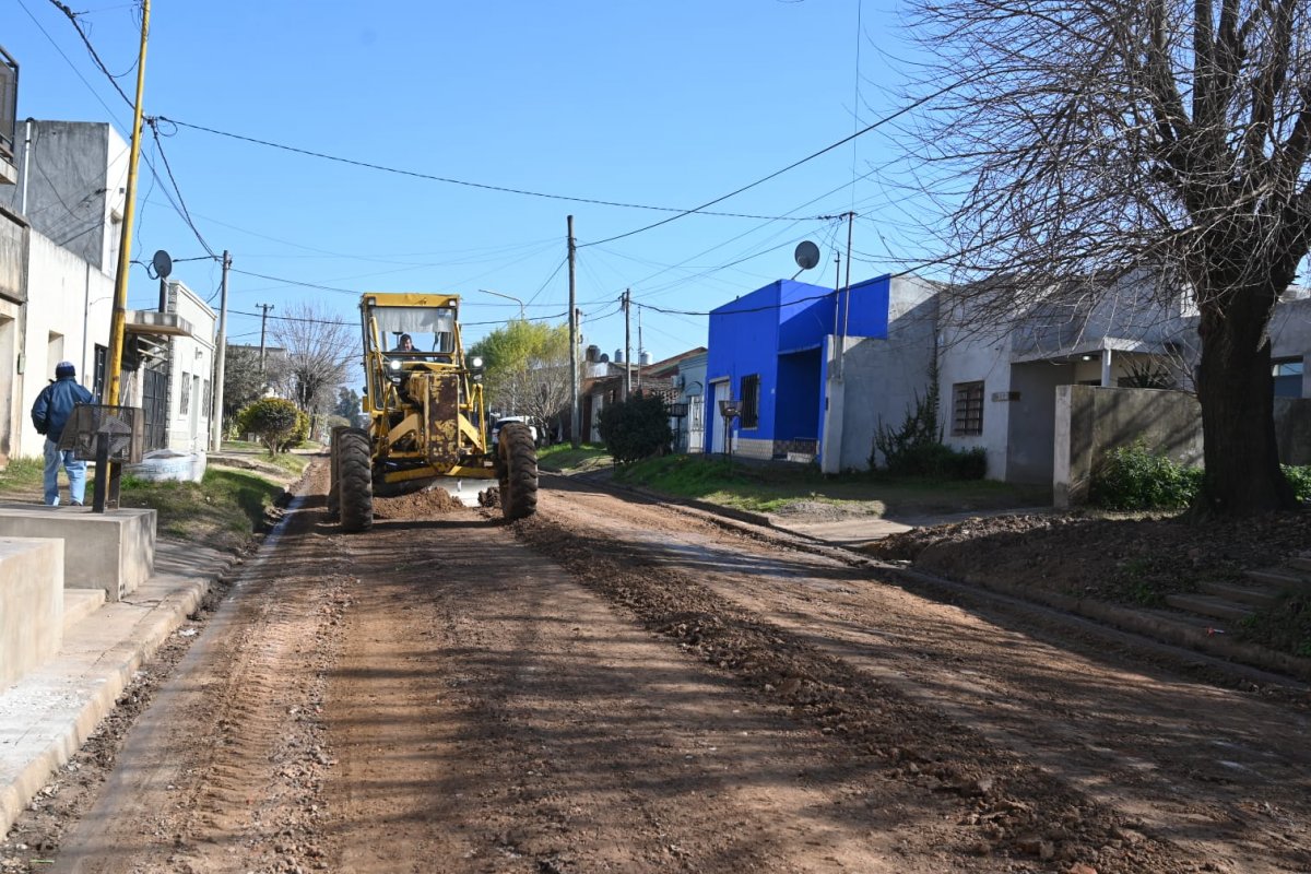 Se puso en marcha el plan de asfaltado de 150 cuadras de Gualeguaychú