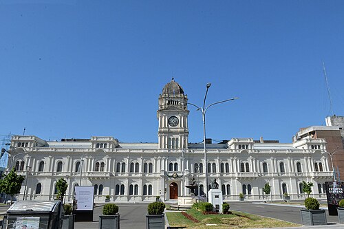 Entre Ríos: el gobierno pagará por decreto el aumento a los docentes